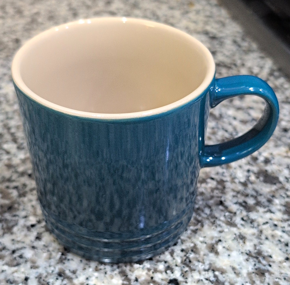 Le Creuset Blue Stoneware Coffee Mug 12 oz Round Solid Logo Contemporary